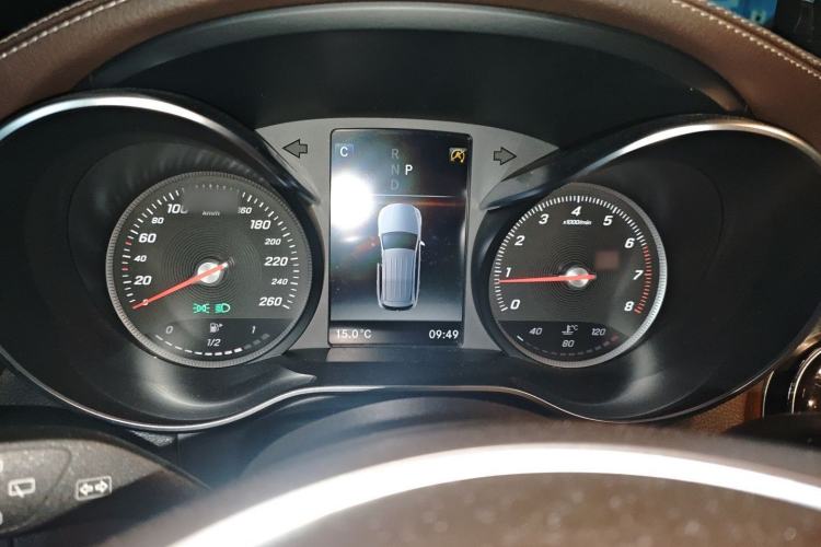 Used Mercedes-Benz GLC 2019 Facelift GLC 260 L 4MATIC Luxury Model
