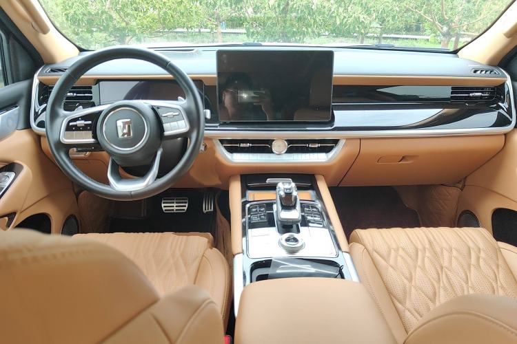 Used Tank 500 New Energy 2023 Hi4-T
