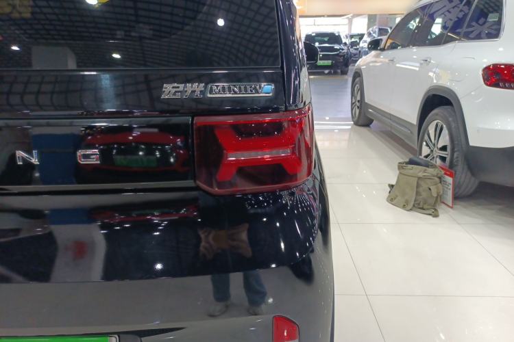 Used Wuling Hongguang MINIEV 2022 GAMEBOY 300km Enthusiast Model with Lithium Iron Phosphate