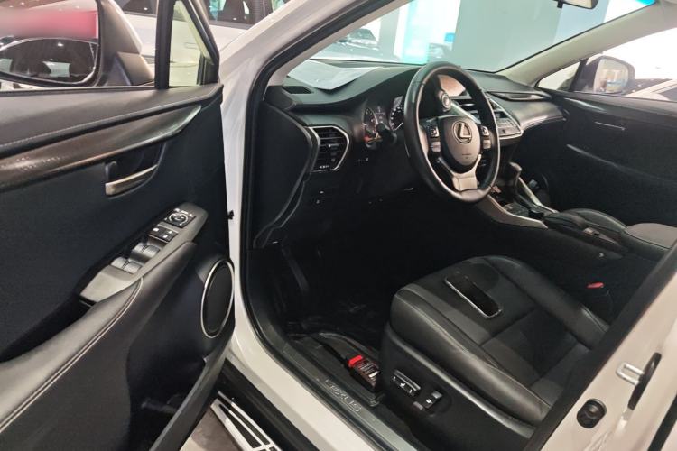 Used Lexus NX 2015 200T All-Wheel-Drive Fēngshàng Edition
