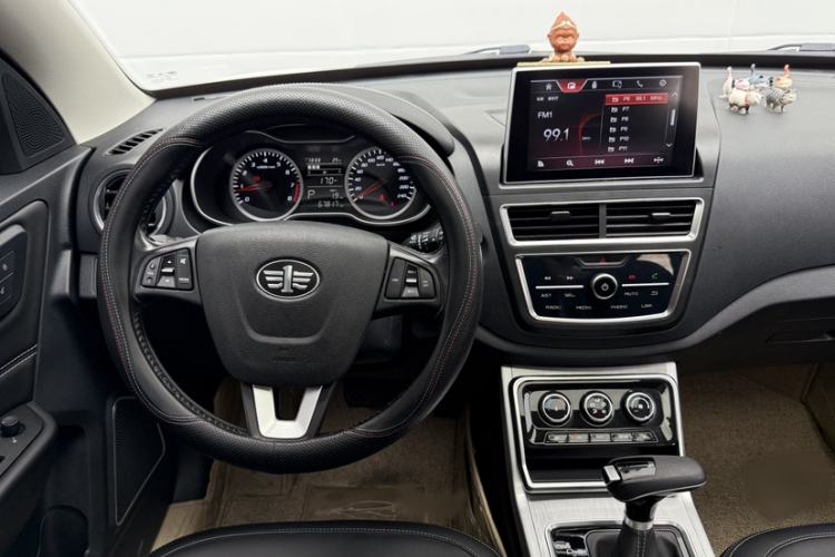 Used Bestune X40 2019 1.6L Automatic Luxury Version China V Emission Standard