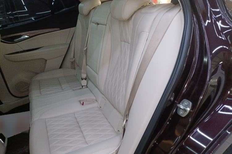 Used Buick Envision 2020 Encore S 652T All-Wheel-Drive Avenir
