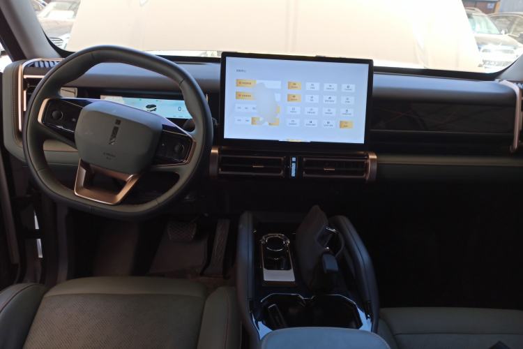 Used  03 2024 472km Four-wheel Drive Long-Range Yuechao Edition