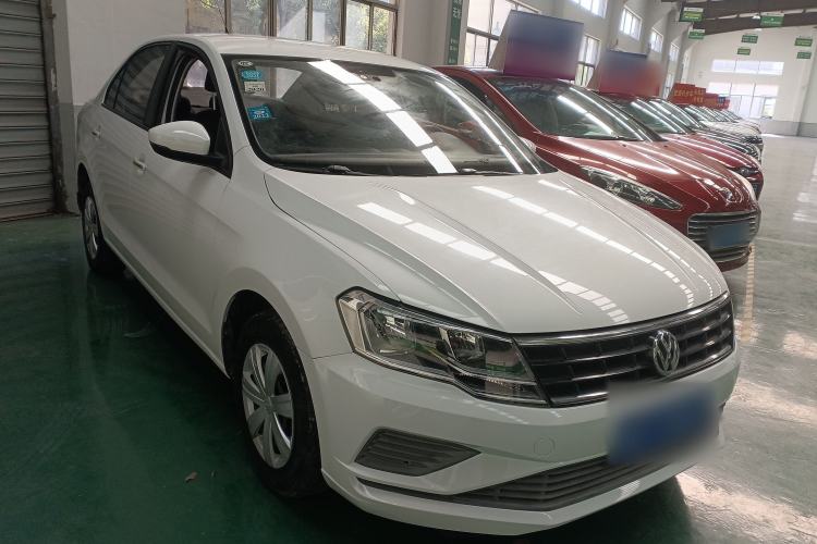 Used Volkswagen Jetta 2017 1.5L Manual Fashion Edition