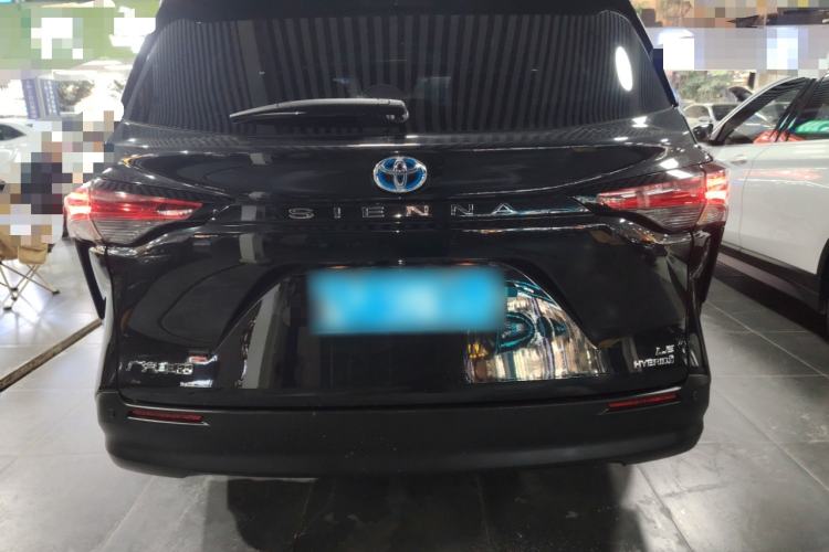 Used Toyota Sienna 2021 2.5L Hybrid Comfort Edition
