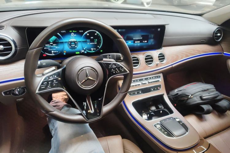 Used Mercedes-Benz E-Class New Energy 2022 Second Facelift E 350 e L Plug-in Hybrid Sedan
