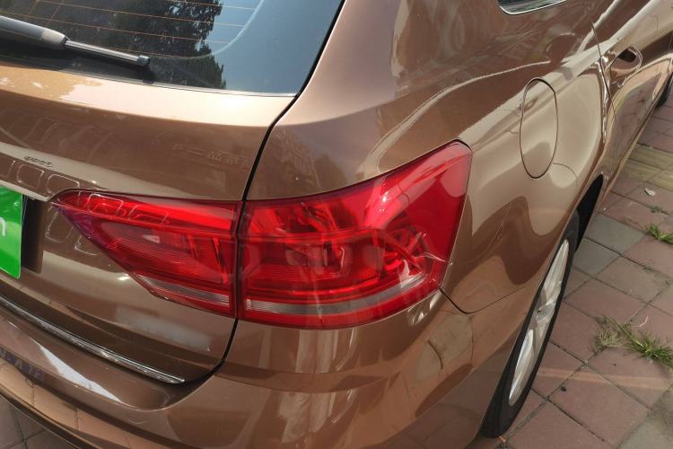 Used Volkswagen Gran Lavida 2015 1.6L Automatic Comfort Edition
