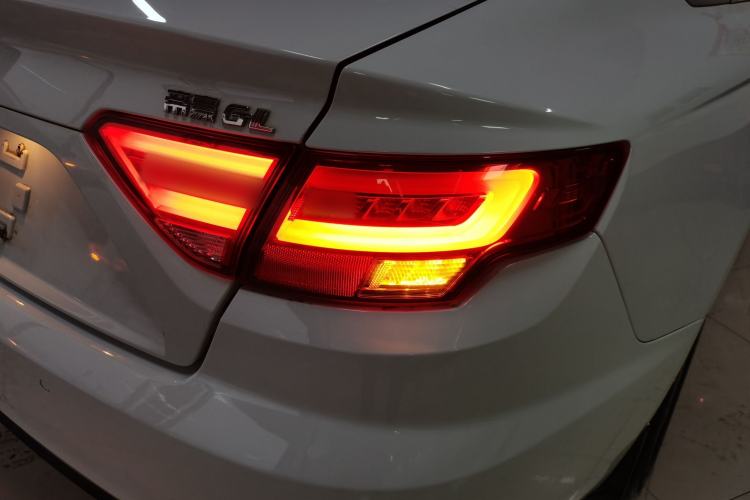 Used Geely Auto Emgrand GL 2017 1.8L Manual Elite Model
