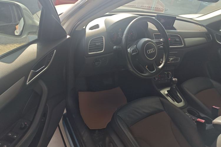 Used Audi Q3 2017 30 TFSI Fashion Model
