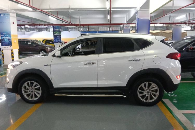 Used Hyundai Tucson 2015 1.6T Dual-Clutch Two-Wheel-Drive Smart Model
