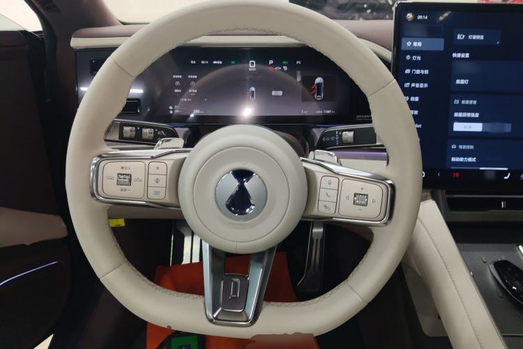 Used Denza Z9GT 2024 1100 Four-Wheel Drive Ultra Version
