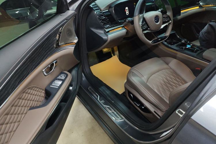 Used BYD Han 2024 DM-i Glory Edition 121KM Premium Model