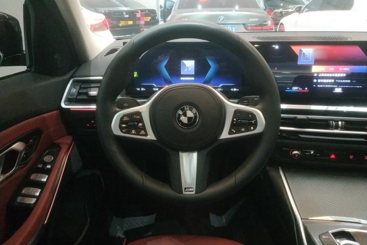 Used BMW i3 2023 eDrive 40 L Midnight Edition
