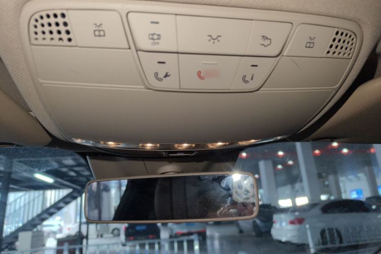 Used Mercedes-Benz E-Class 2016 E 300 L Sporty and Stylish Model