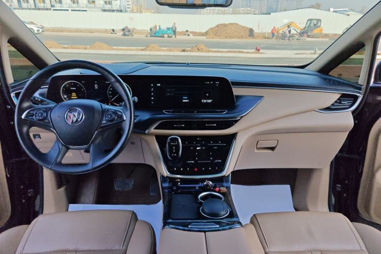 Used Buick GL8 2020 ES Land Cruiser 653T Luxury Model
