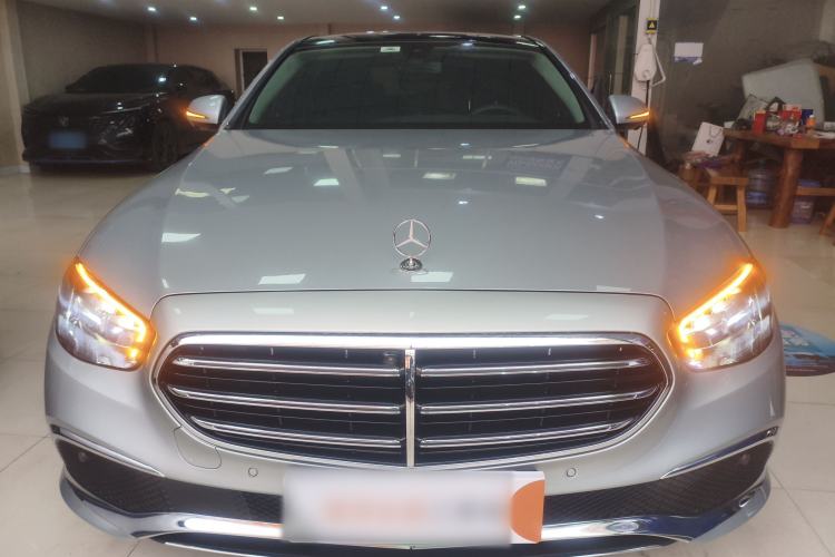 Used Mercedes-Benz E-Class New Energy 2022 Second Facelift E 350 e L Plug-in Hybrid Sedan
