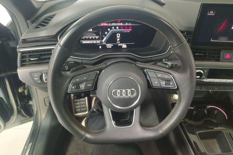 Used Audi A4L 2024 40 TFSI quattro RS Performance Package
