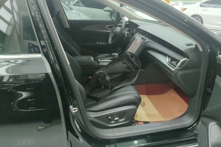 Used Hongqi H5 2024 1.5T DCT Smart Connect Flagship Edition