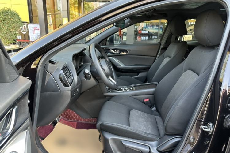 Used Mazda CX-4 2021 2.0L Automatic Two-Wheel Drive Blue Sky Dynamic Edition
