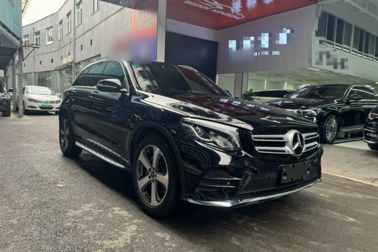 Used Mercedes-Benz GLC 2017 GLC 260 4MATIC Luxury Model
