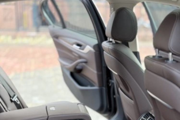 Used BMW 5 Series New Energy 2020 Mileage Upgrade Version 530Le Luxury Package