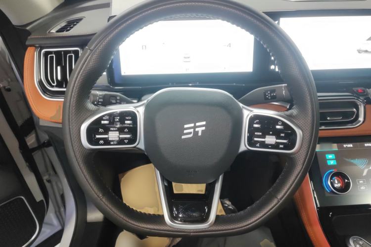 Used JETOUR Shanhai Shanhai L7 2024 1.5T 120km ULTRA 7-Seater
