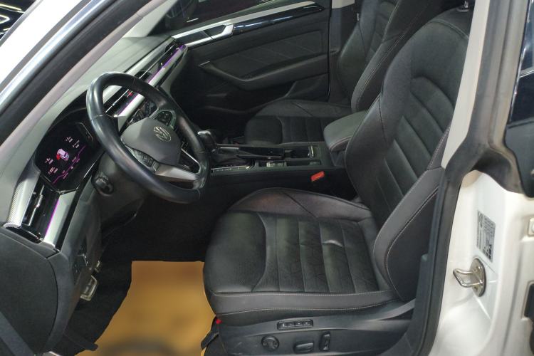 Used Volkswagen FAW-Volkswagen CC 2021 Estate Car 380TSI Vizion Edition
