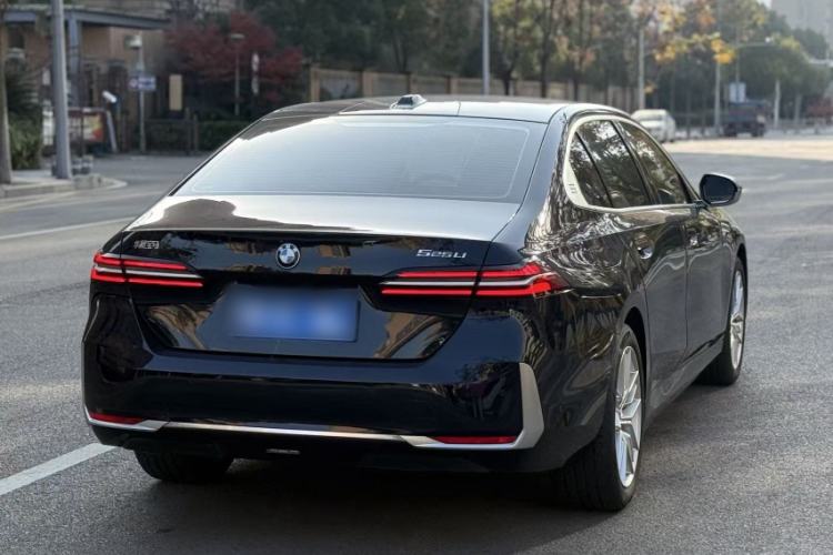 Used BMW 5 Series 2024 525Li Luxury Package
