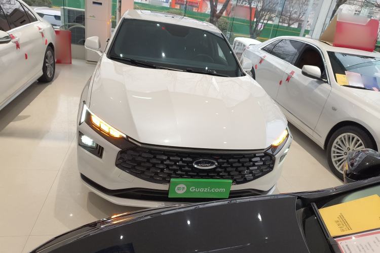 Used Ford Mondeo 2023 EcoBoost 180 Comfort Model
