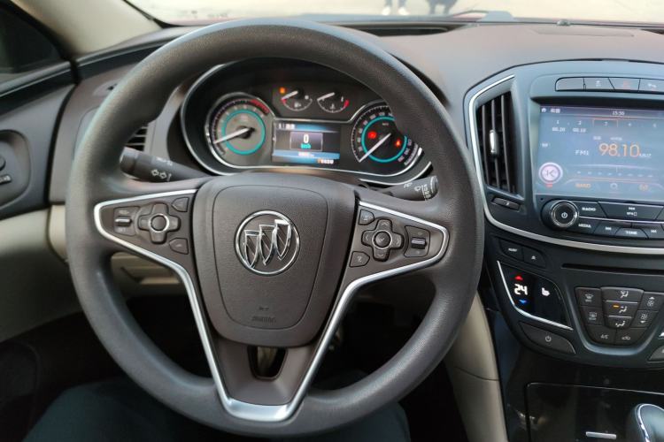 Used Buick Regal 2015 2.0L Elite Fashion Edition
