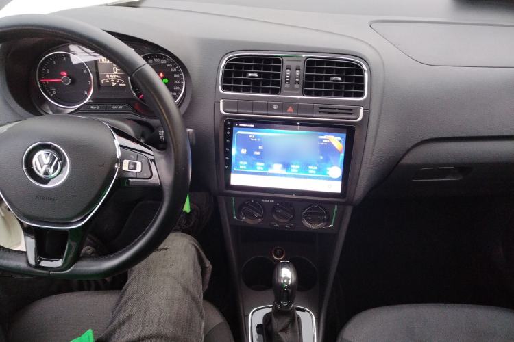 Used Volkswagen Polo 2016 1.6L Automatic Comfort Model
