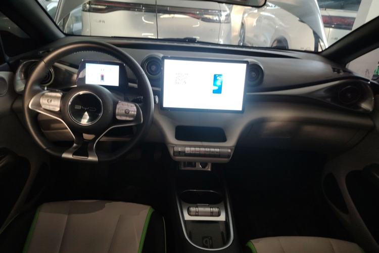 Used BYD Dolphin 2021 405 km Fashion Edition
