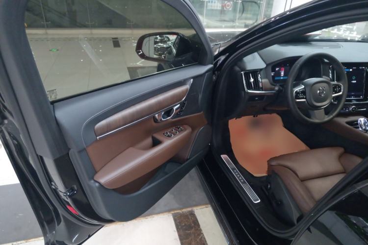 Used Volvo S90 2024 B5 Zhiyuan Luxury Edition