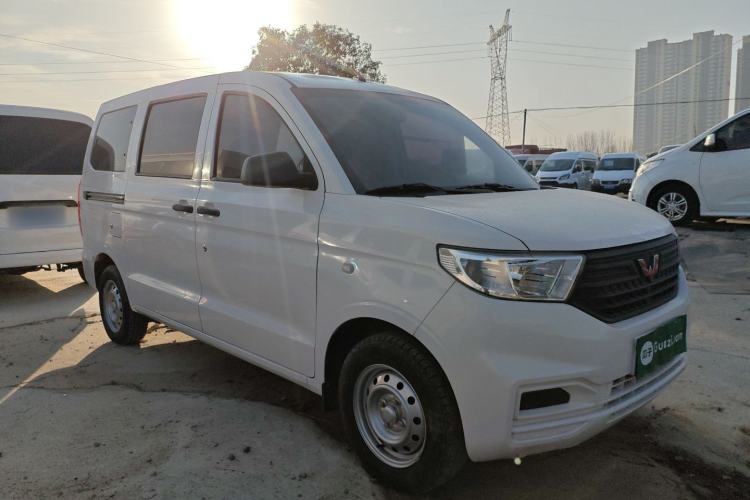 Used Wuling Hongguang V 2022 1.5L Jingqu Edition Electric-Assist LAR
