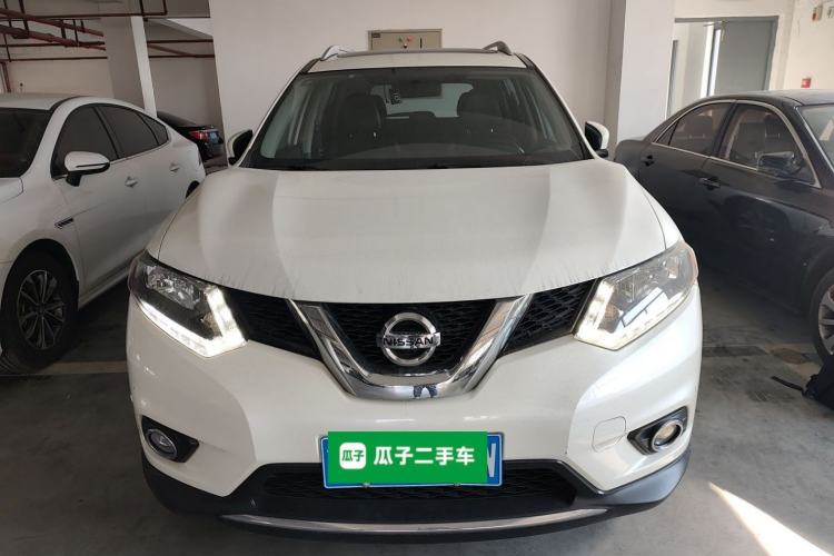 Used Nissan X-Trail 2015 2.0L CVT Comfort MAX Edition 2WD

