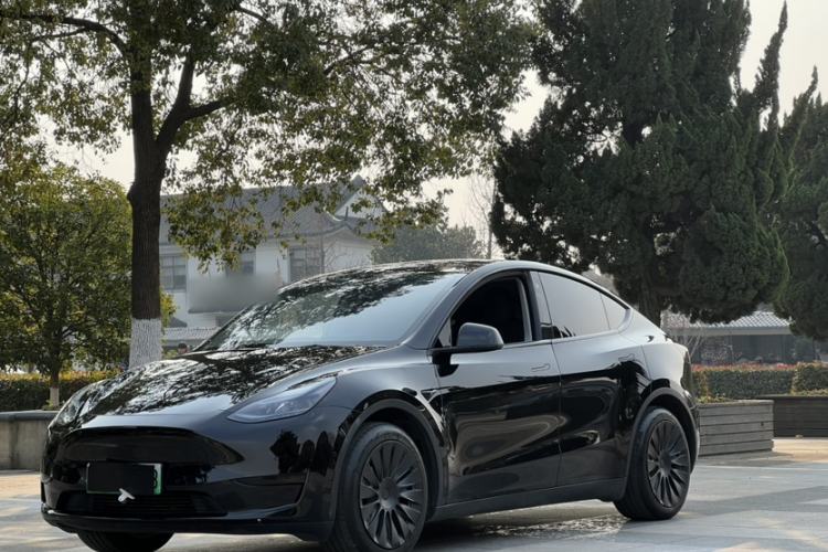 Used Tesla Model Y 2022 Rear-Wheel-Drive Version