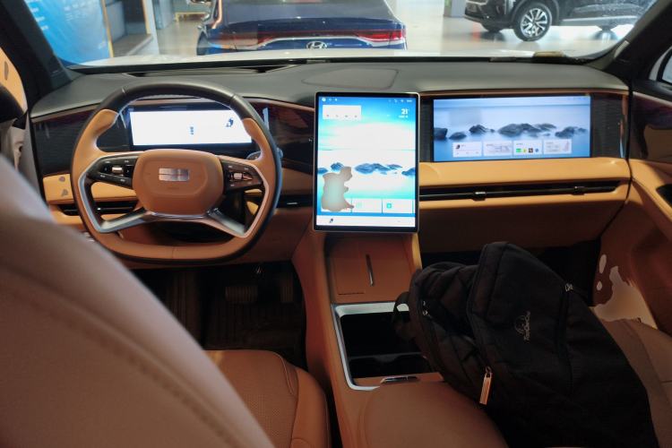 Used  L7 2025 EM-i 115km Exploration+ Edition