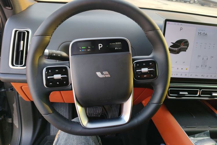 Used Li Auto L8 2023 Pro Model
