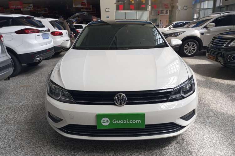 Used Volkswagen Lamando 2017 280TSI DSG Comfort Edition
