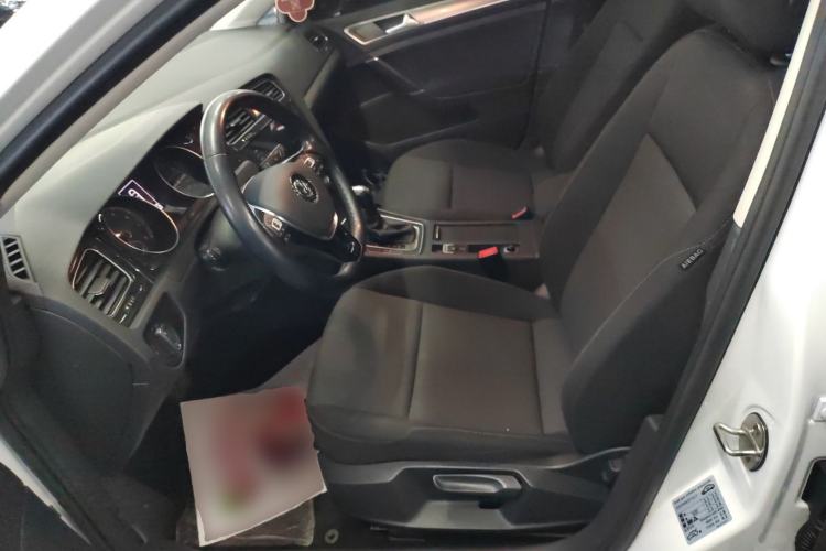 Used Volkswagen Golf 2020 200TSI DSG Comfortable and Ambitious Edition
