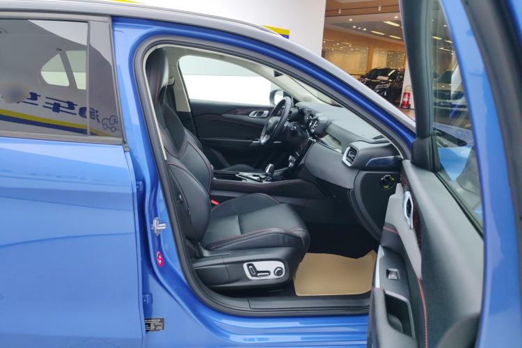 Used Lynk & Co 02 2018 2.0T DCT 4x4 Sport Pro Edition China V Standard
