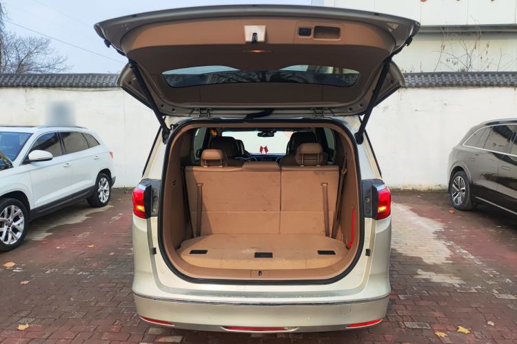 Used Buick GL8 2018 ES 28T Flagship Model China VI Standard
