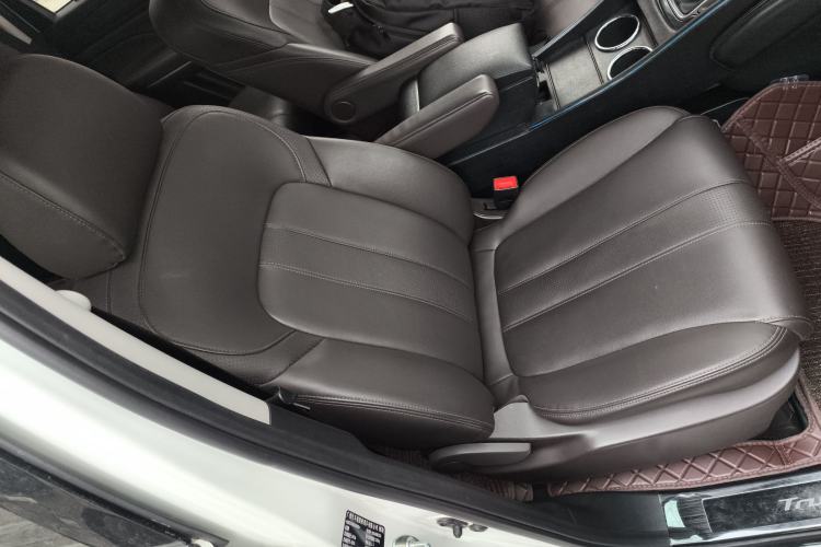 Used GAC Trumpchi M6 2019 270T Automatic Prestige Edition (6-seater) - China V Standard