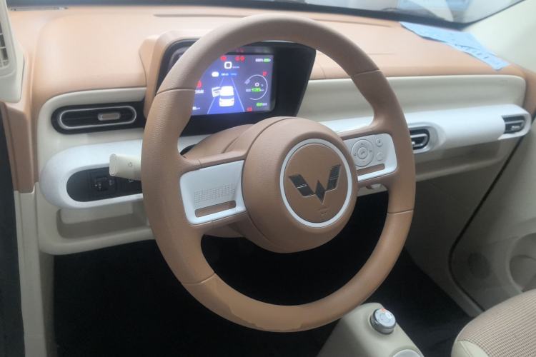 Used Wuling Hongguang MINIEV 2024 3rd Generation 215km Youth Edition
