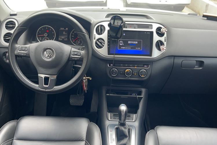 Used Volkswagen Tiguan 2016 280TSI Automatic Two-Wheel Drive Silk Road Comfort Edition
