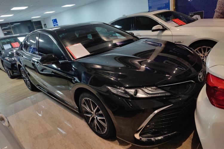 Used Toyota Camry 2021 2.5G Luxury Edition
