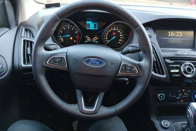 Used Ford Focus 2018 Hatchback Classic 1.6L Automatic Trendy SmartDrive Edition