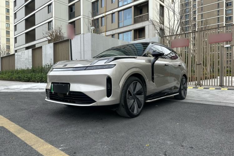 Used Lynk & Co 08 EM-P 2023 245km Ultra-Long Range Halo