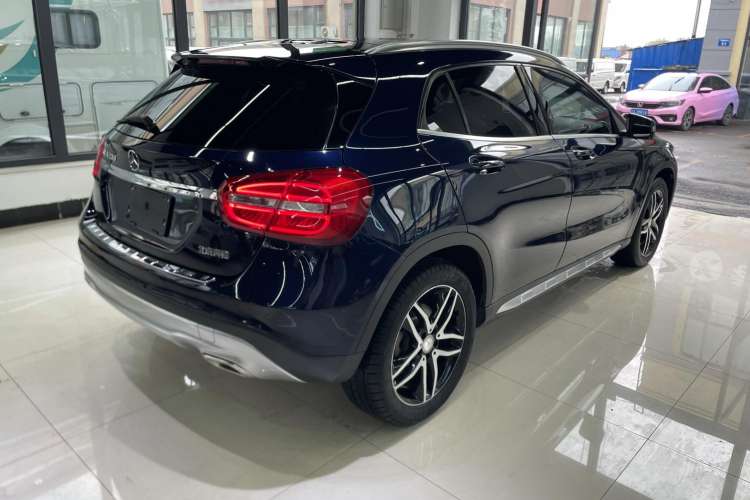 Used Mercedes-Benz GLA 2015 GLA 200 Fashion Model
