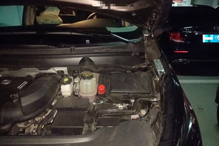 Used Buick GL8 2023 Land Executive Class Comfort Model
